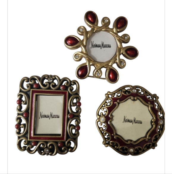 Preowned Vintage Jay Strongwater Miniature Picture Frames.